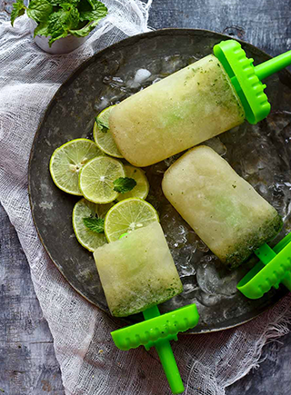 Pineapple and Mint Popsicles 